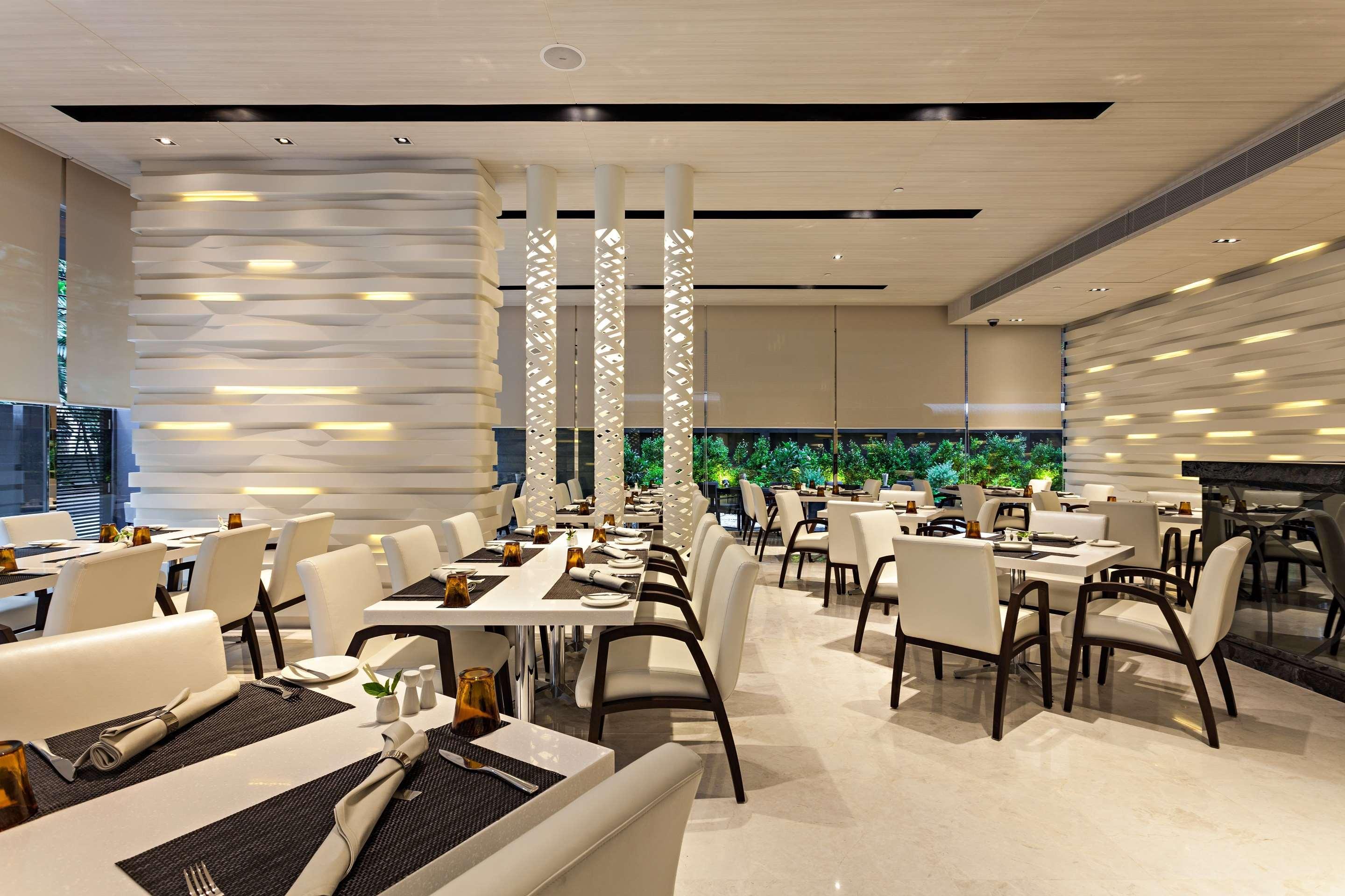 Hyatt Place Bangkok Sukhumvit 1 Екстер'єр фото