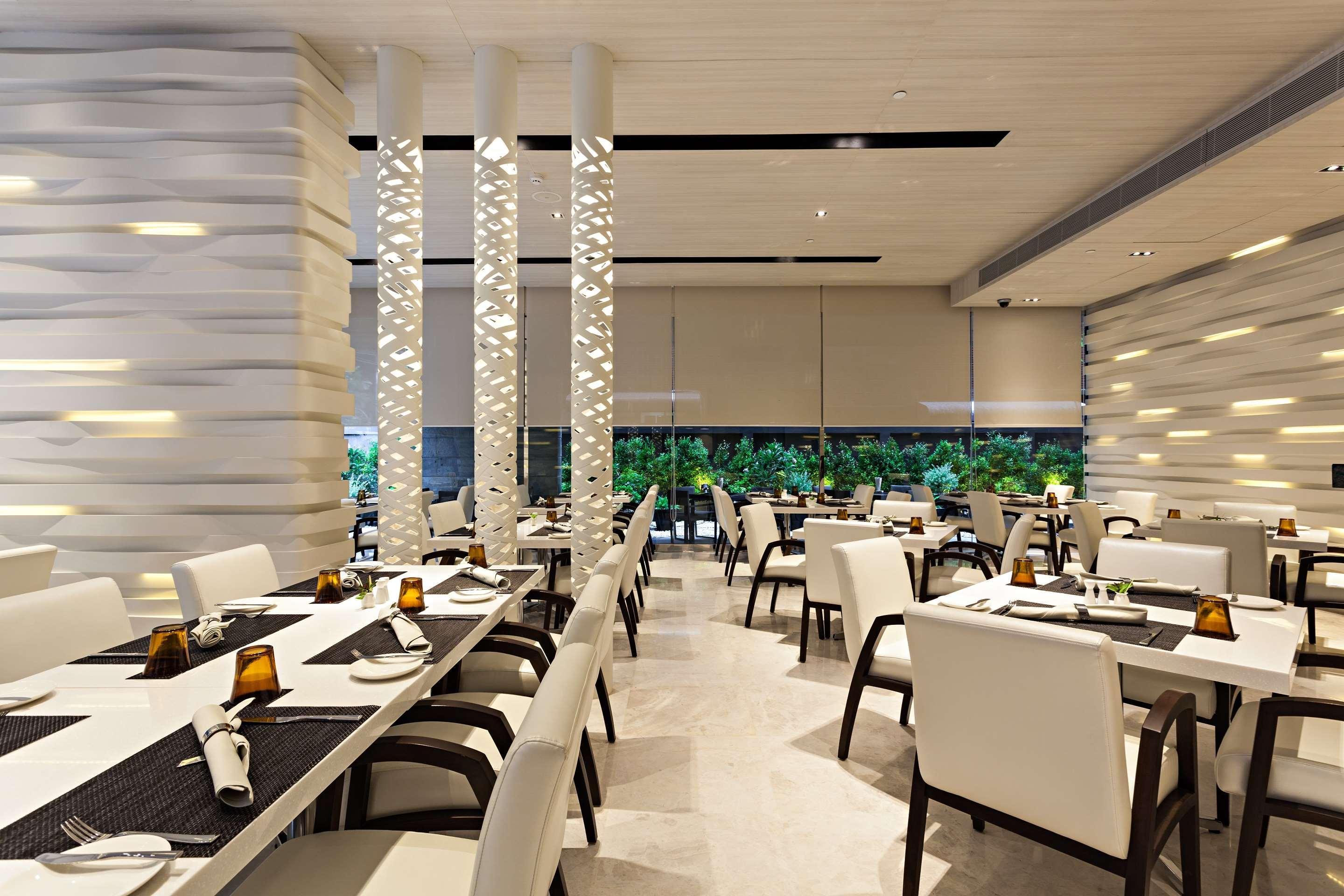 Hyatt Place Bangkok Sukhumvit 1 Екстер'єр фото