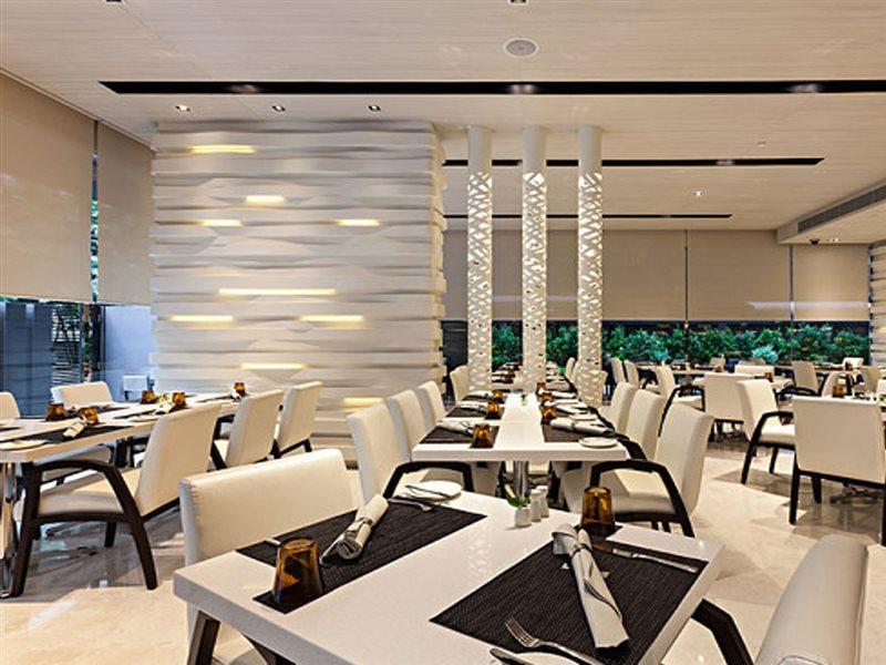 Hyatt Place Bangkok Sukhumvit 1 Екстер'єр фото