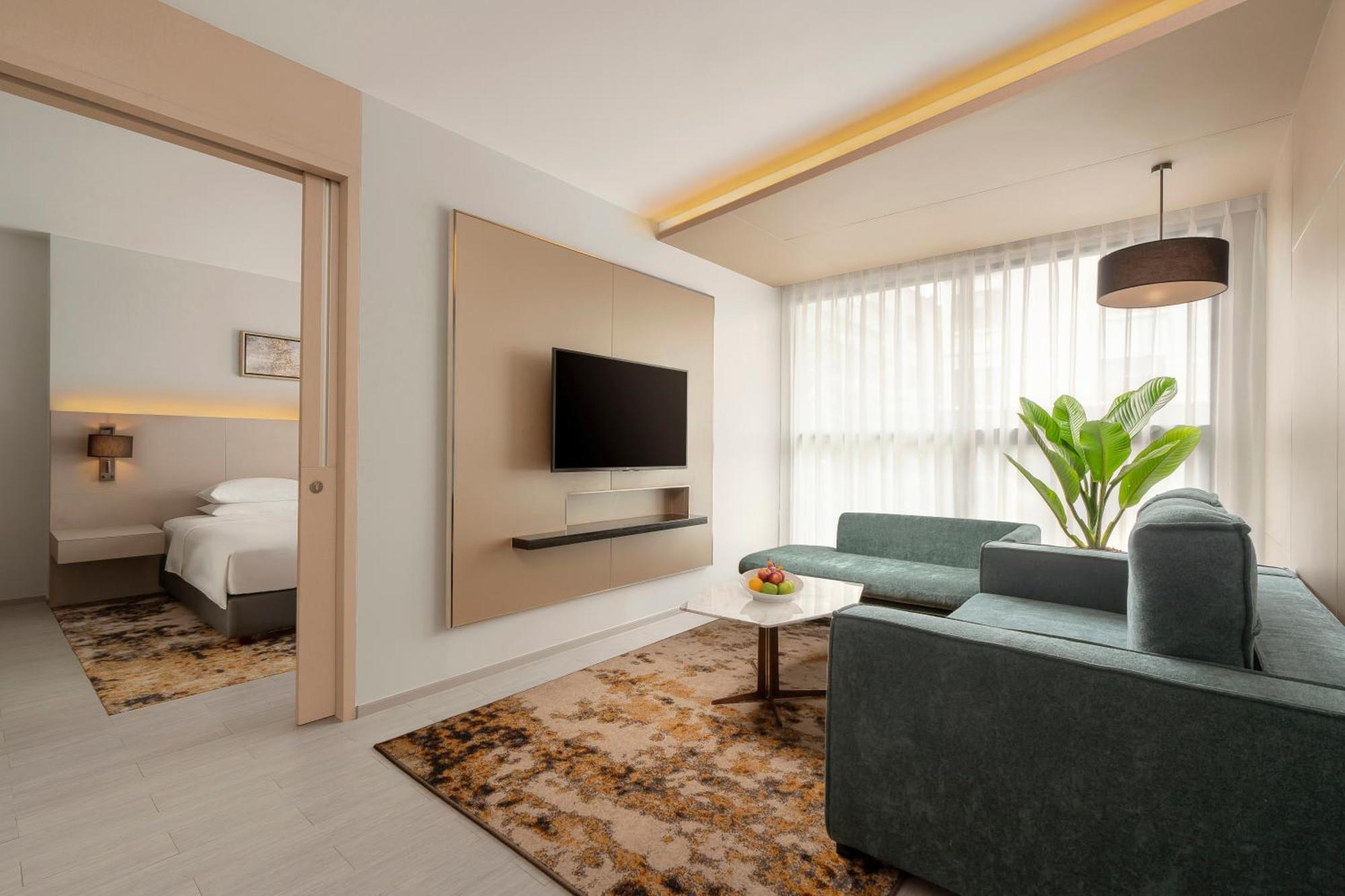 Hyatt Place Bangkok Sukhumvit 1 Екстер'єр фото