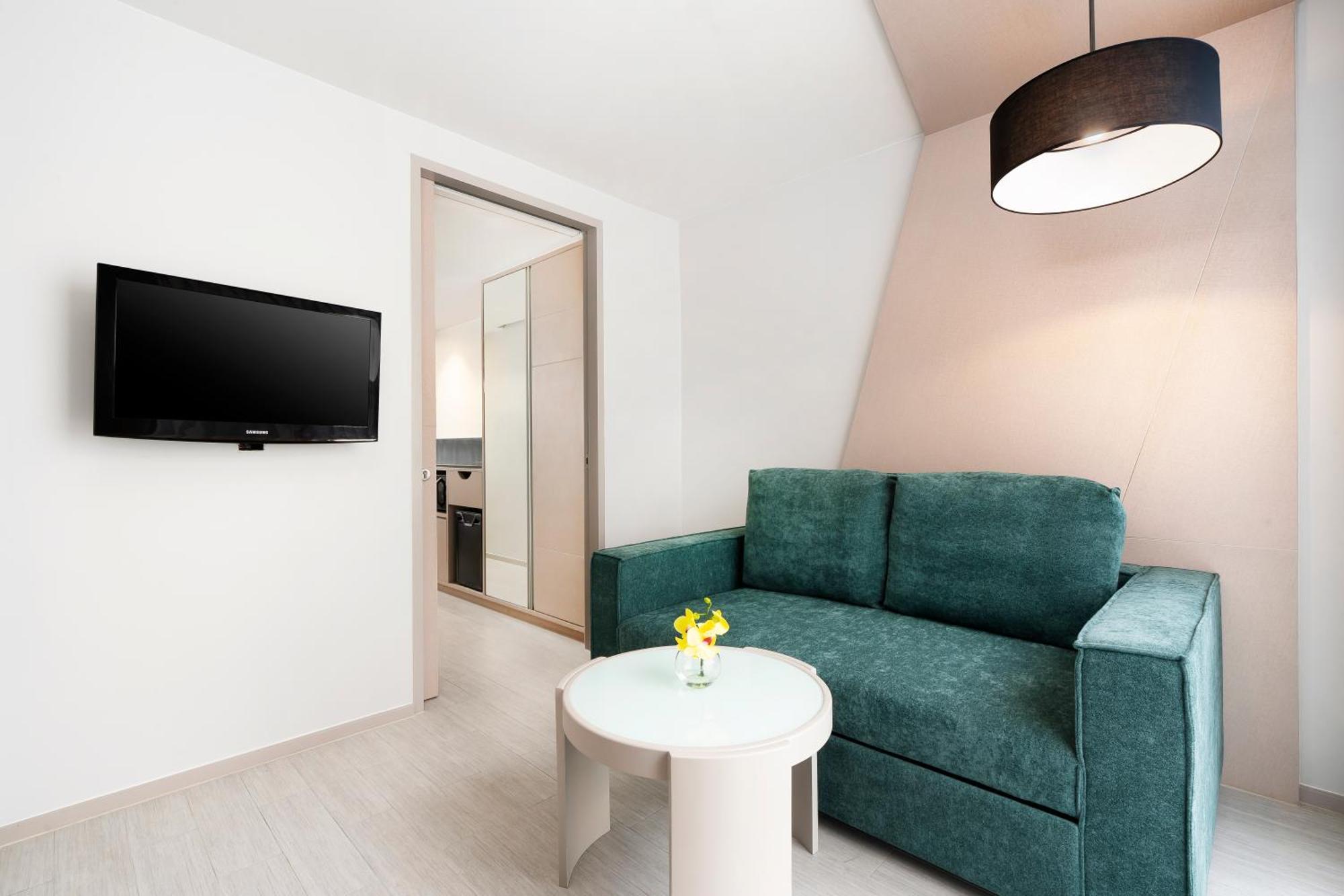 Hyatt Place Bangkok Sukhumvit 1 Екстер'єр фото